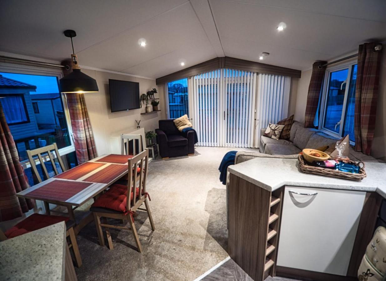 Bayfield Hotel Lamplugh Bagian luar foto