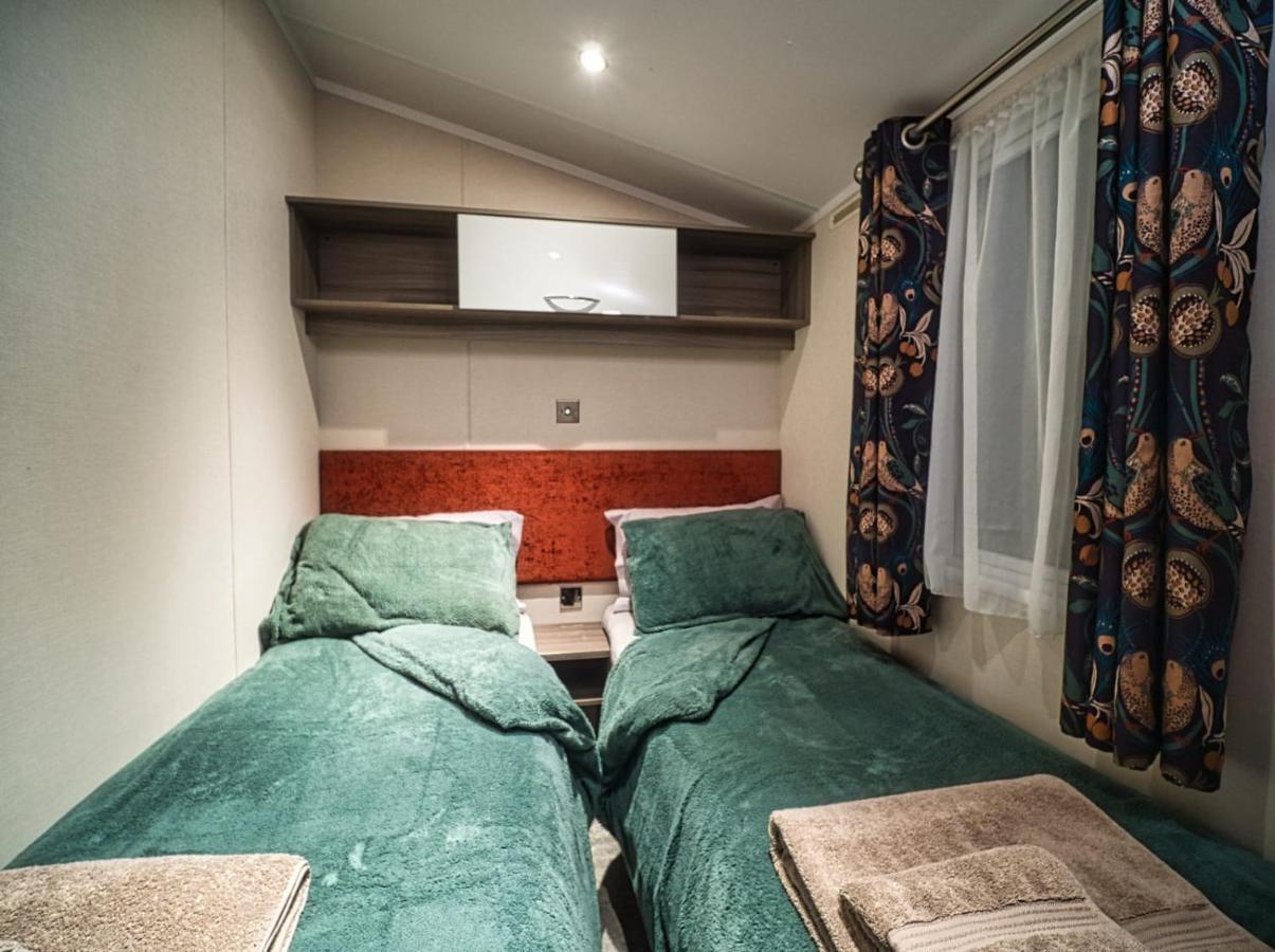 Bayfield Hotel Lamplugh Bagian luar foto